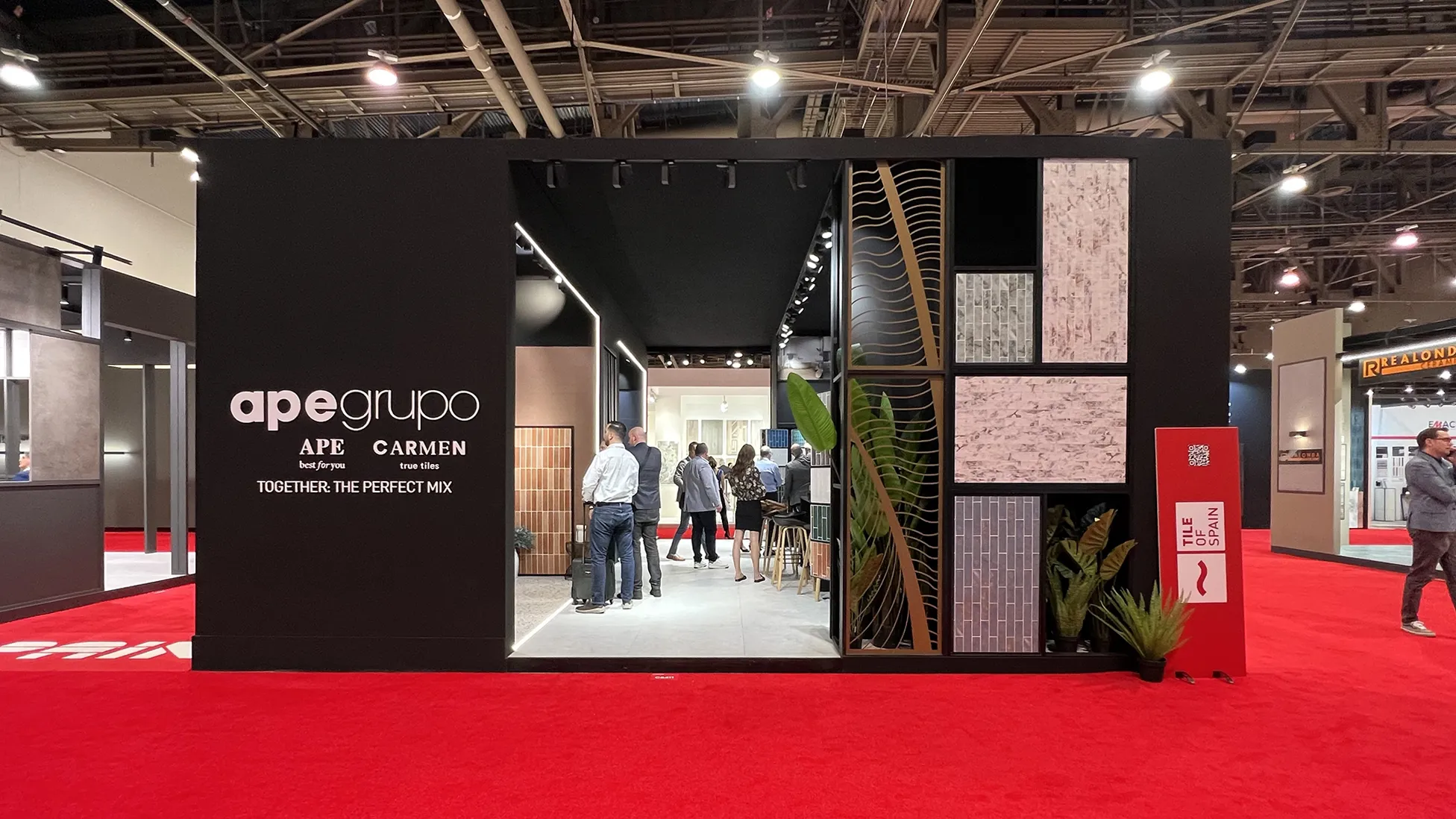 Coverings: Fustecma viaja a las Vegas para el montaje de 5 stands Foto 5 4 22 10 43 56